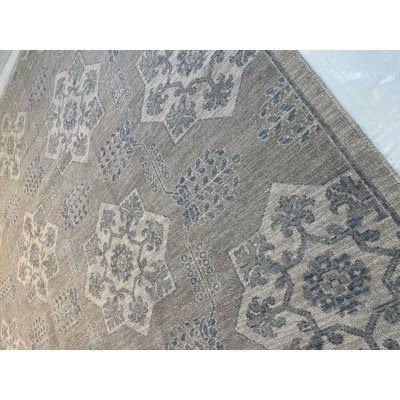 Tapis floral taupe / gris / bleu 9 pi x 12 pi Floral