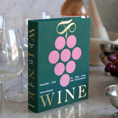 Livret de vin et outils