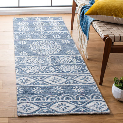 Tapis bleu / ivoire en laine / coton touffeté à la main Leavens
