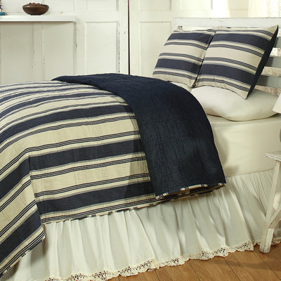 Caido Rustic Percale Striped Quilt - King