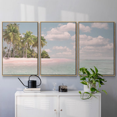 Pind sable et palmiers encadrés sur toile, 3 pièces