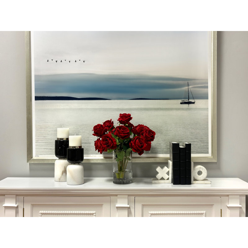 Roses Floral Arrangement in Vase, Red