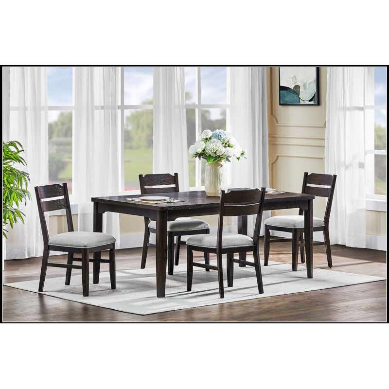 Table de salle à manger rectangulaire 5 pièces avec finition chêne foncé et chaises rembourrées pour une élégance et un confort modernes