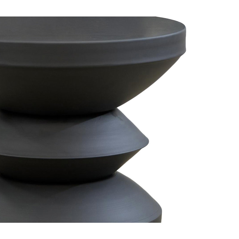 Table d'appoint Belana, Noir, H 18 po x l 13,6 po x P 13,6 po