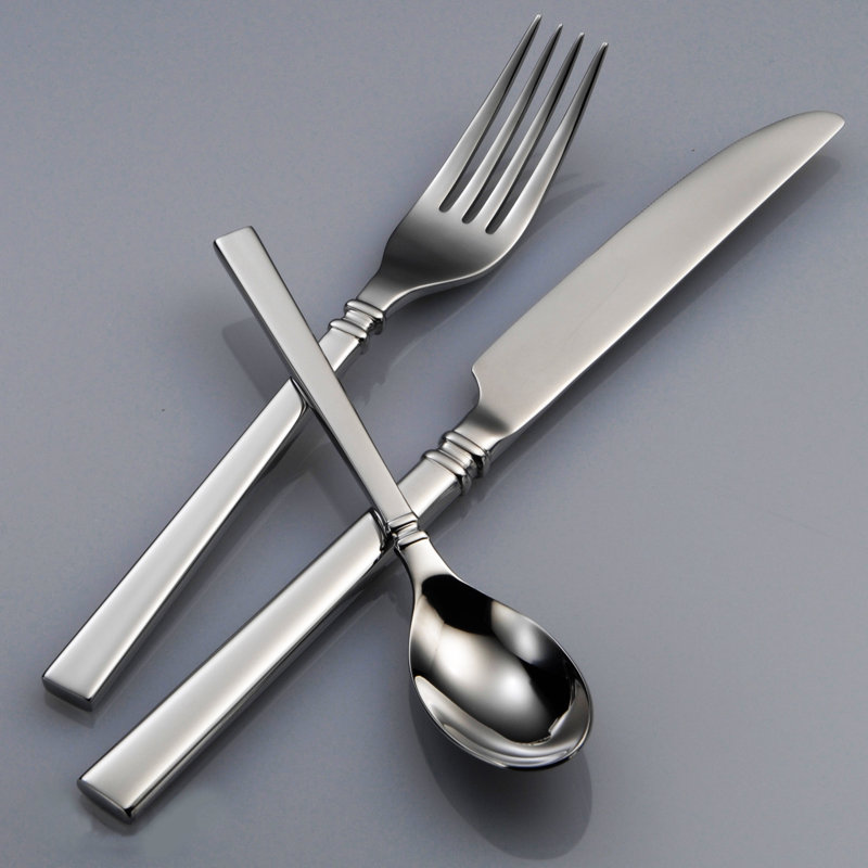 Shaker Dinner Forks by Oneida (18/0)