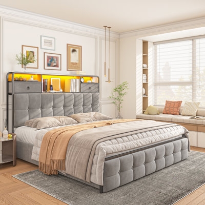 Upholstered Bed 