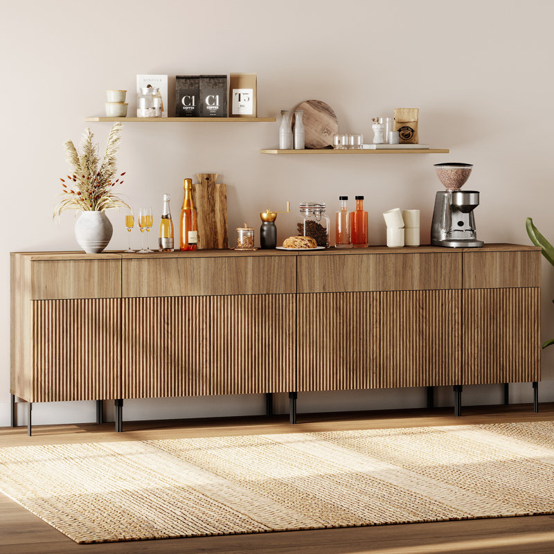 Buffet Aadham, Noyer