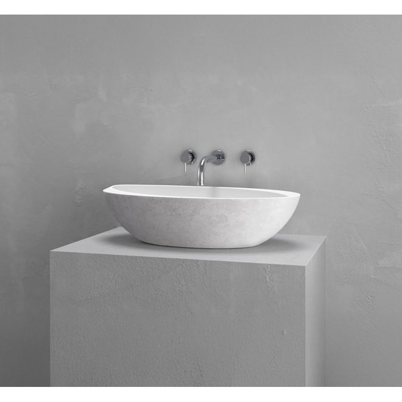 Vast Studio Vessel Sink – Oval Countertop Basin with Smooth Interior, Metallic Luxury Finish & Modern Spa-Inspired Sculpted Design