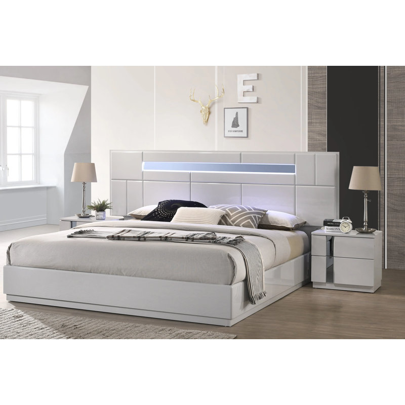 Ilsetraut Gray Bed, Queen