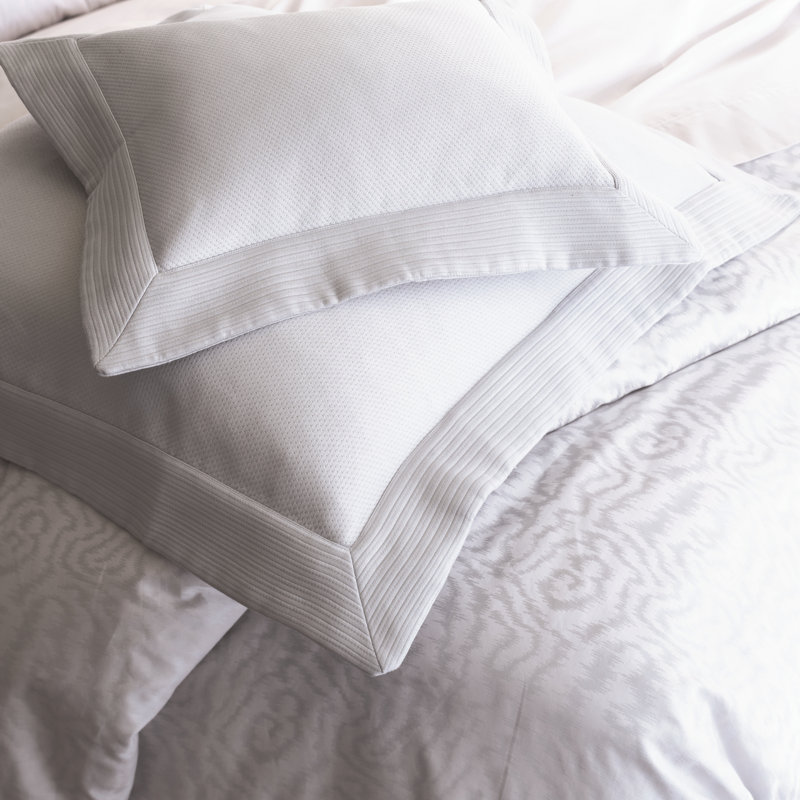 Angelina King-Size White Egyptian Cotton Modern Coverlet