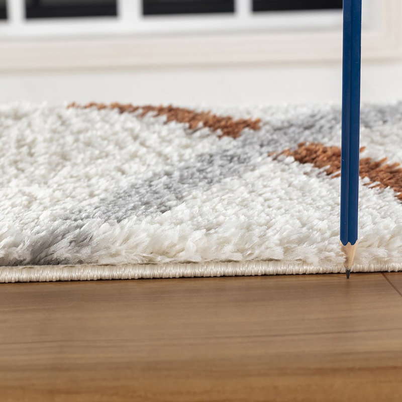 Tapis ivoire à poils longs Loft, Rectangle 7 pi 10 po x 9 pi 10 po