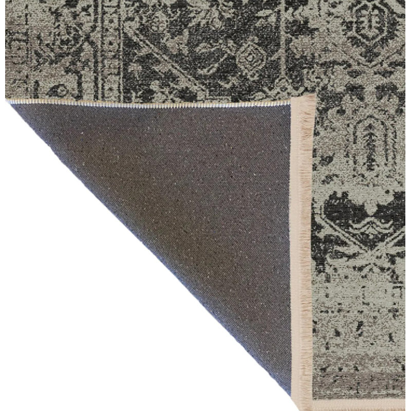 Tapis oriental gris / beige en polypropylène tissé à la machine Sarem, Rectangle 5 pi 2 po x 8 pi 7 po