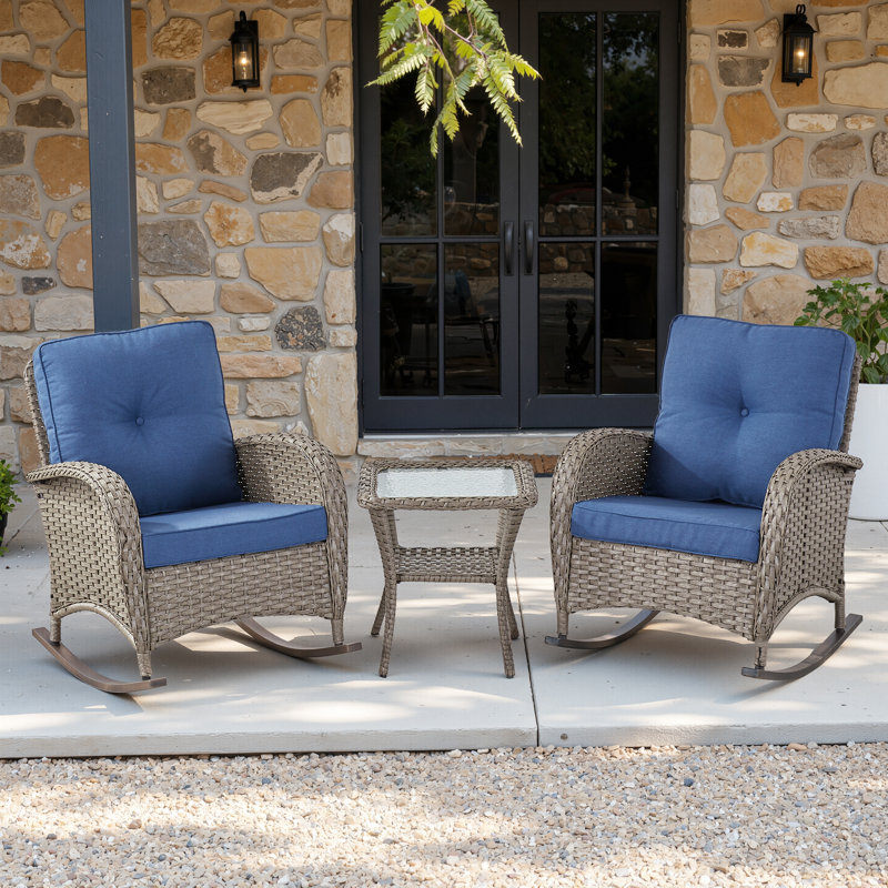Ensemble de chaises berçantes d'extérieur en rotin et osier Gaetanino avec table d'appoint (2 chaises et 1 table d'appoint)