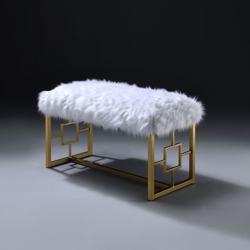 Banc de chambre contemporain blanc et doré avec coussin en fausse fourrure chaud pour le confort
