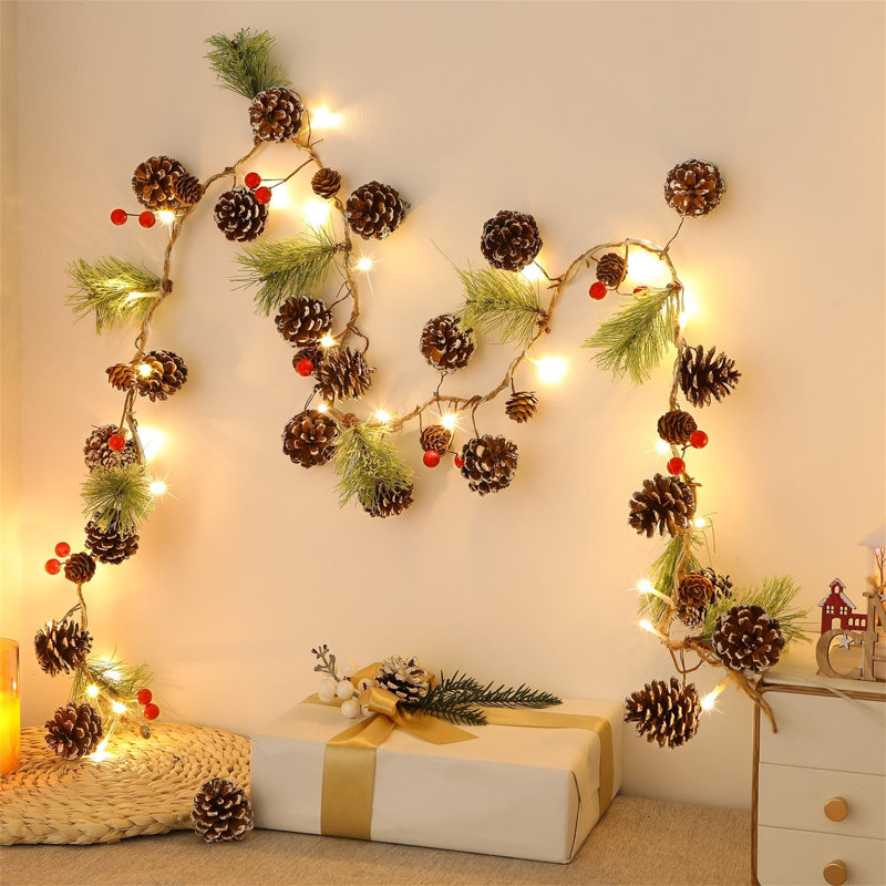 180cm Lighted Faux Garland with Lights