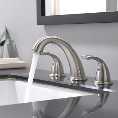 NO 2-handle Bathroom Faucet with Drain Assembly
