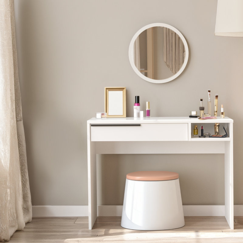 Reeca Vanity, White