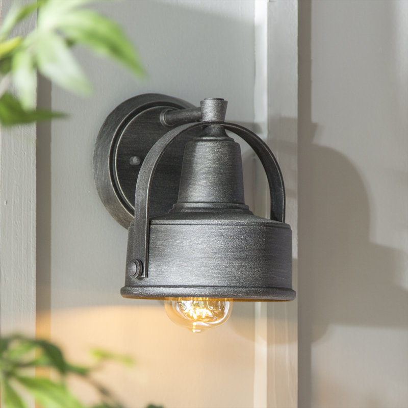 Luminaire de grange d'extérieur Velner, H 8,25 po x l 9 po x P 9,25 po, Étain patiné