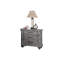 Élégante table de chevet en chêne gris antique avec 3 tables de chambre contemporaines attrayantes