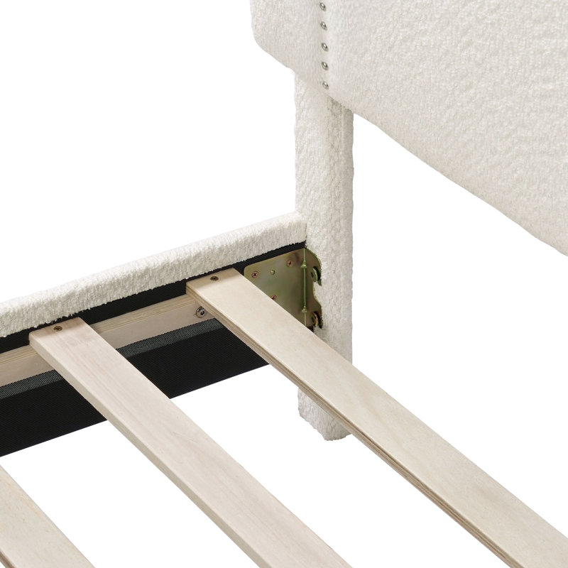 Lit plateforme tapissier Anij