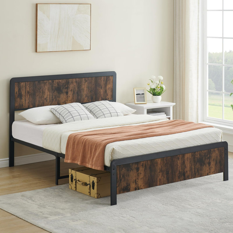 Lit plateforme Bergfield, Double, Brun