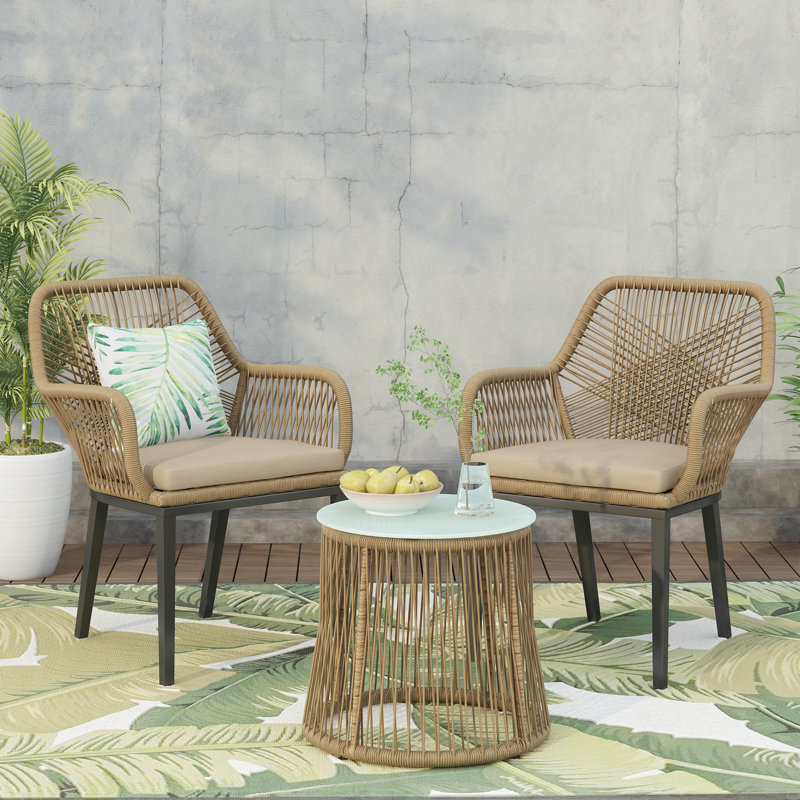 Russell Chat Set
