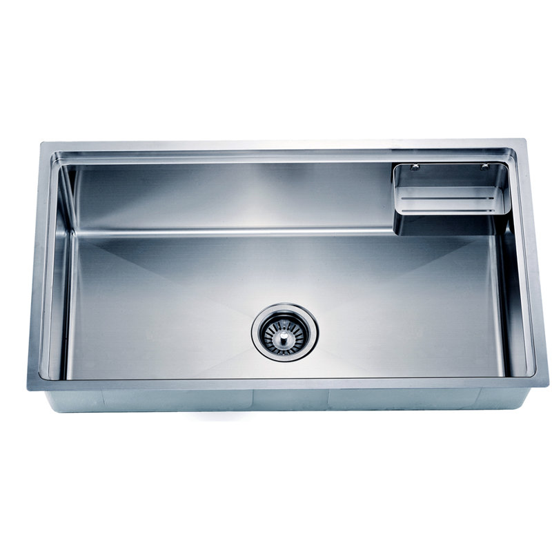 33.13" L x 19.19" W Handmade Single Bowl Undermount Kitchen Sink Stainless Steel