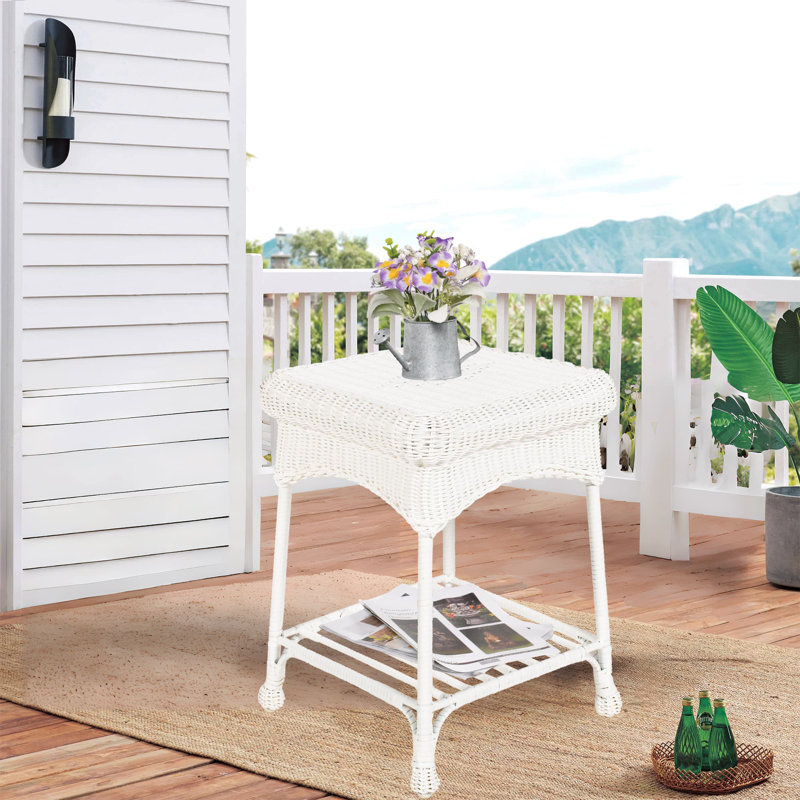Herscher Square Outdoor Side Table , 17 " W 17 " D, White