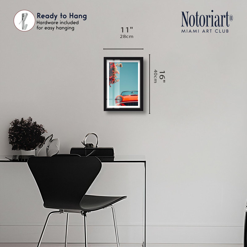 Timeless Drive (I) Shadowbox Print Travel Art Prints par Notoriart, H 16 po x l 11 po, Noir