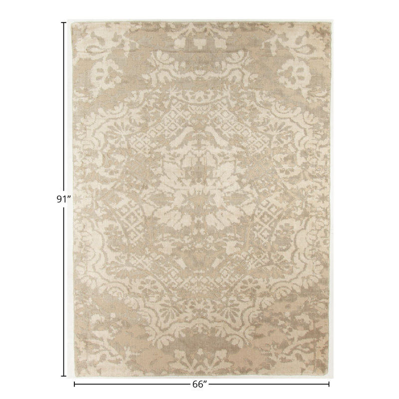 Tapis rectangulaire 5 pi 6 po x 7 pi 7 po