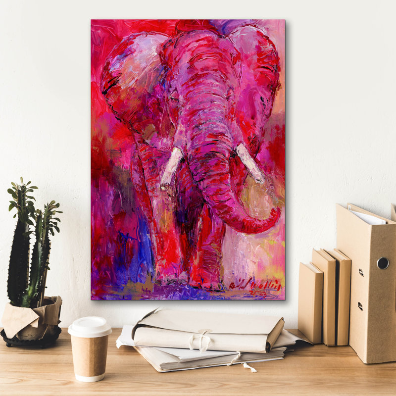 «Pink Elephant» par Richard Wallich, H 26 po x l 18 po x P 0,75 po