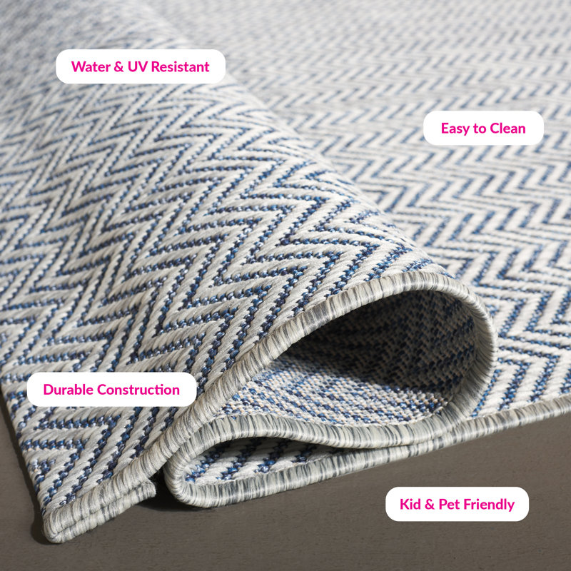 Autianna Grey/Navy Indoor/Outdoor Rug, Rectangle 61 x 109 cm