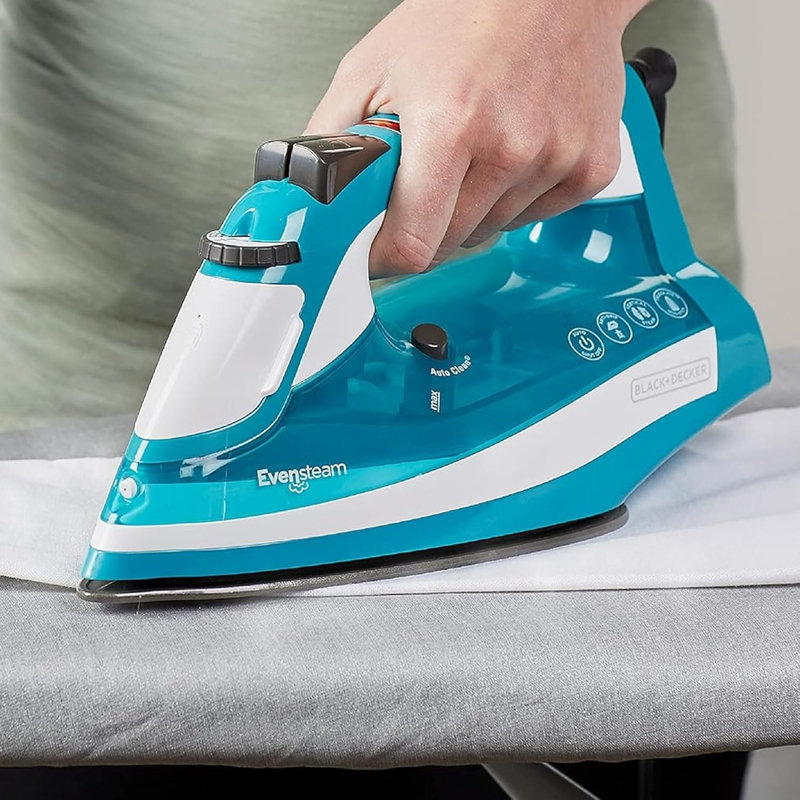 BLACK+DECKER BLACK+DECKER One Step Steam Iron, IR16X