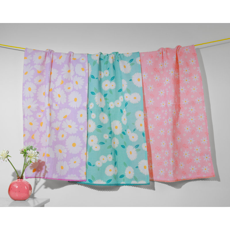 The Meadowland Daisy Kitchen Towel Set