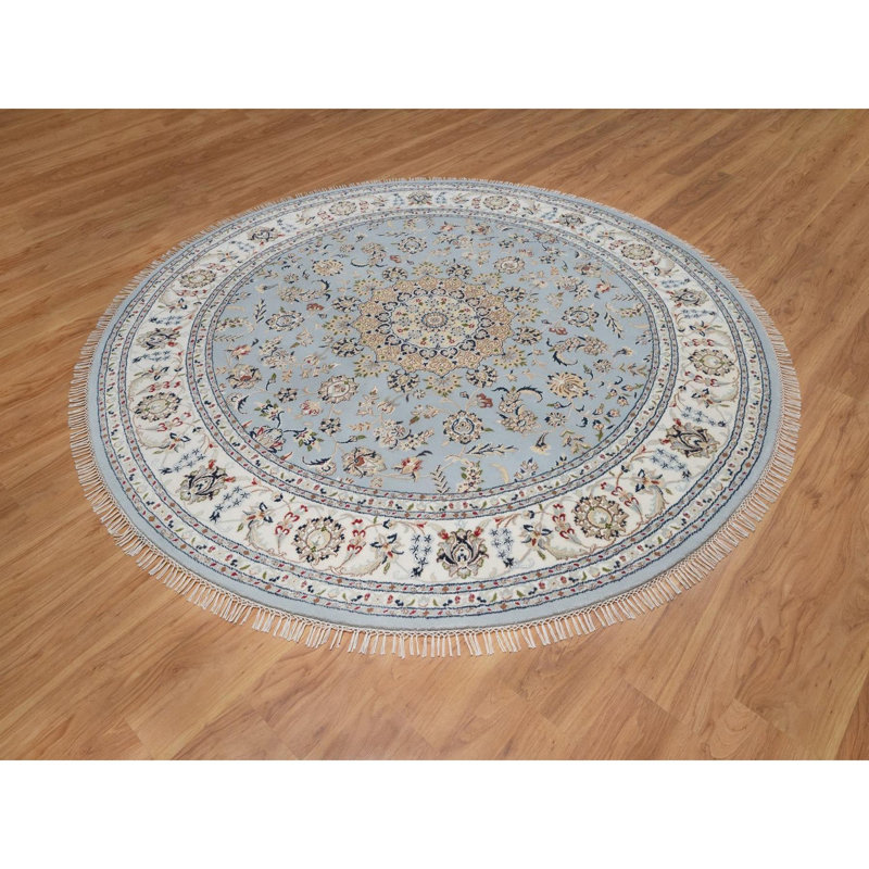 Tapis oriental rond bleu clair 7 pi 9 po x 7 pi 9 po Nain avec motif de médaillons de fleurs, laine douce et soie, velours doux, 250 KPSI