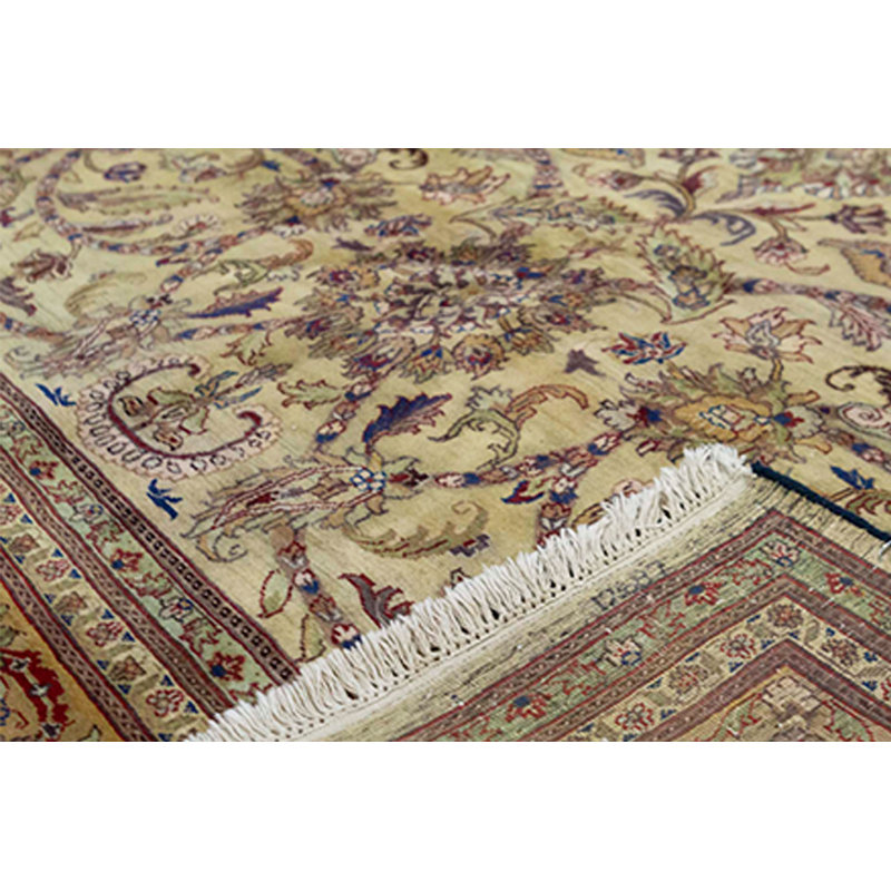Tapis crème et doré noué à la main de haute qualité