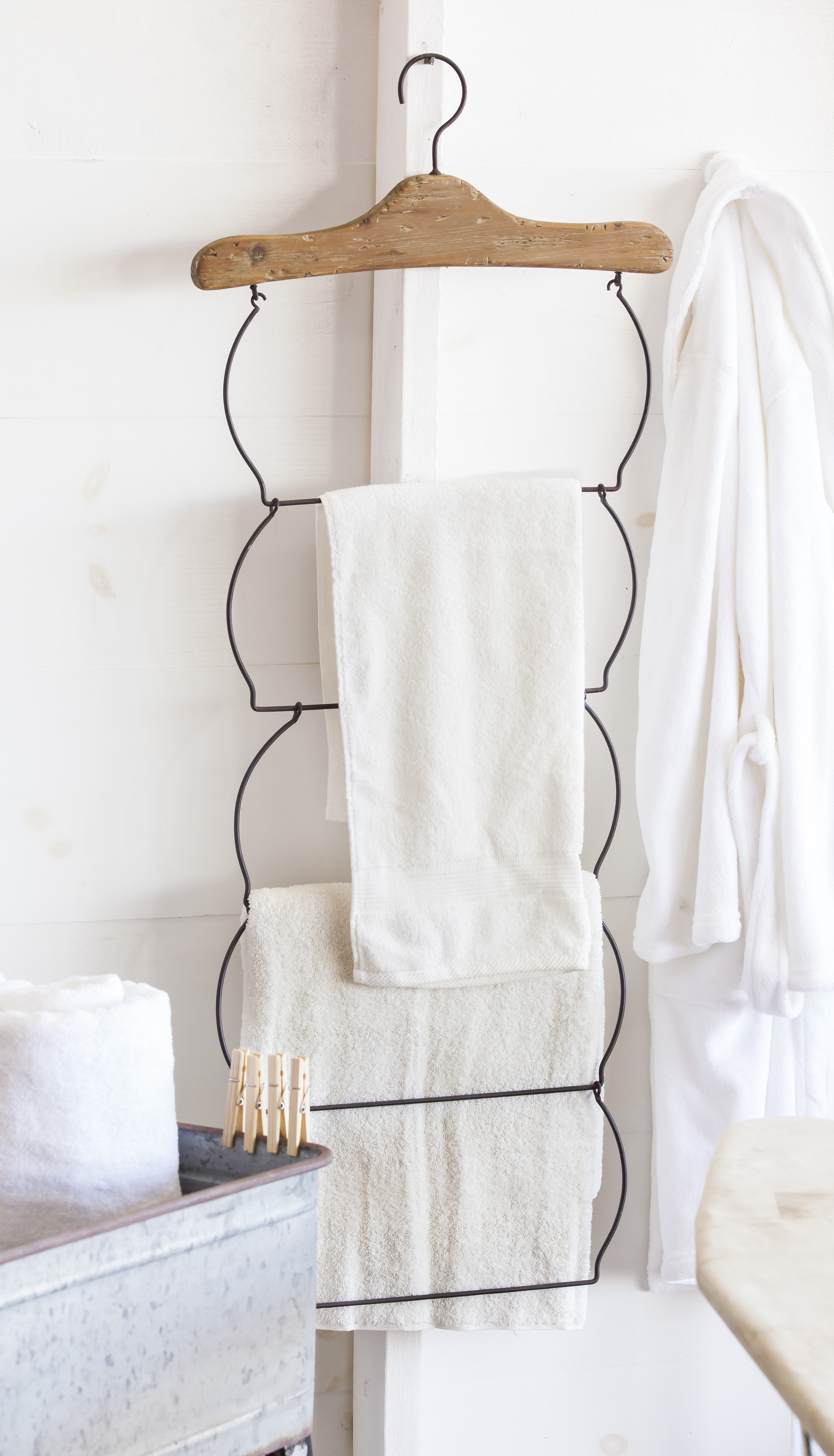 Gracie Oaks Aalinah Wood and Metal Hanging Rack & Reviews | Wayfair