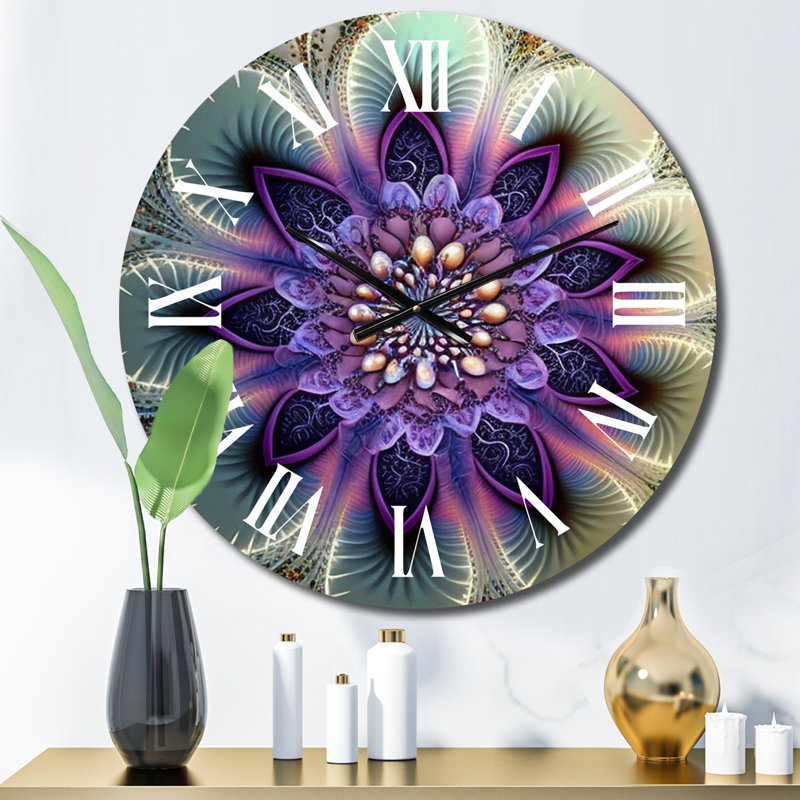 Horloge murale cosmique mandala cosmique mauve en métal VI, Moyenne