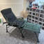 Chaise longue de camping avec repose-pieds détachable, chaise de camping inclinable et pliante portative avec dossier réglable pour le camping intérieur et extérieur