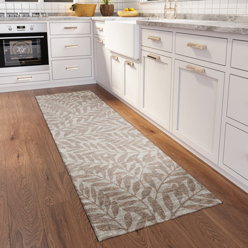 Tapis beige tissé à la machine Emmly, Tapis de couloir 2 pi 3 po x 7 pi 6 po