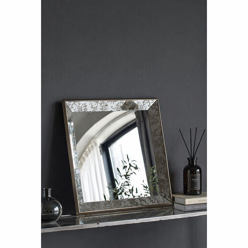 Miroir antique argenté avec détails floraux, 24 po x 24 po