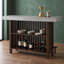 Buffet moderne à hauteur du comptoir avec étagères de rangement ouvertes, plateau effet marbre et panneaux à lattes-1745305316