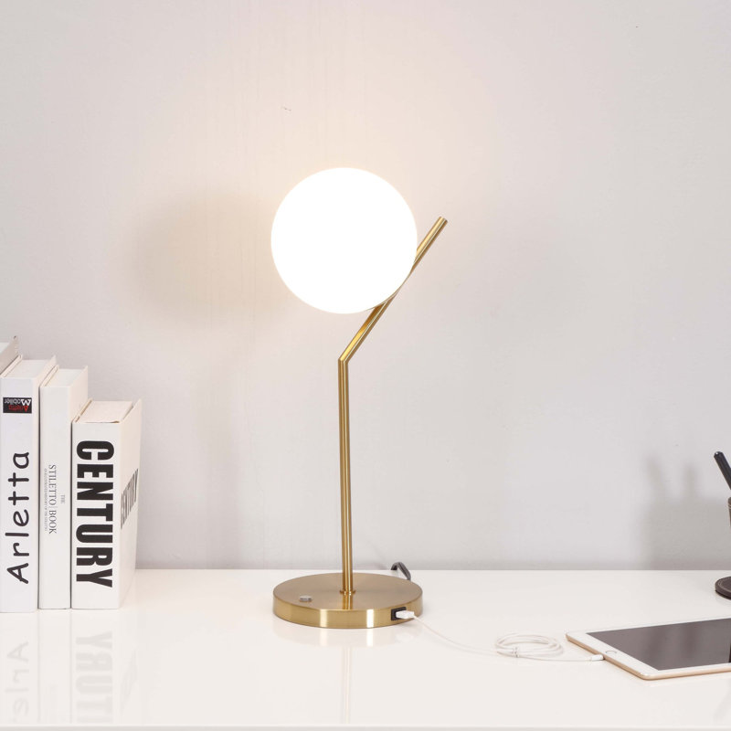 Samori Iron USB Desk Lamp