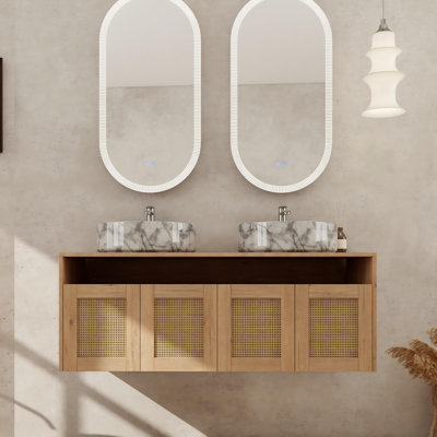 Meuble-lavabo mural 48 po en chêne imitation avec deux lavabos en céramique, portes en rotin et rangement à fermeture en douceur, design flottant moderne