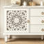 Buffet antique avec sculptures florales, pieds en bois massif, tablettes réglables, idéal comme meuble télé et buffet pour diverses pièces-876311386