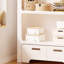 Vitrines en bois manufacturé beige