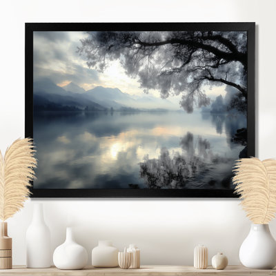 «Serene Lake At Dawn With First Light», impression encadrée sur toile, paysage bleu