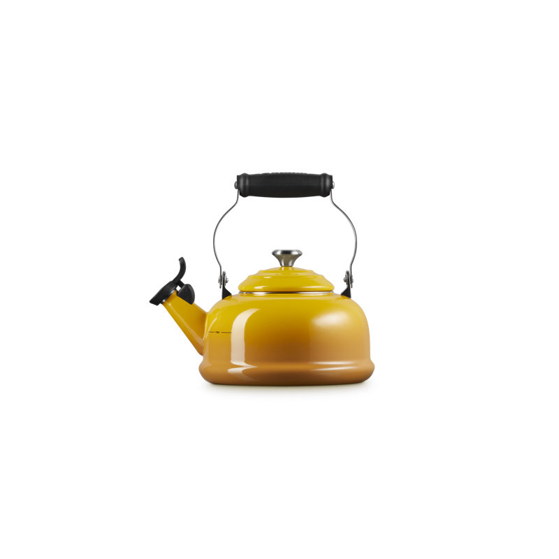 Le Creuset Enamel On Steel Whistling Kettle, 1.7 Qt. - Nectar