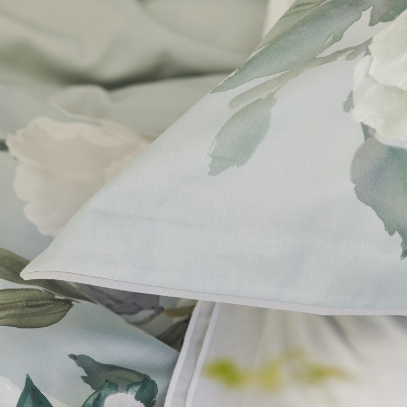 Fleurs Blanche Platinum Sham, European Sham