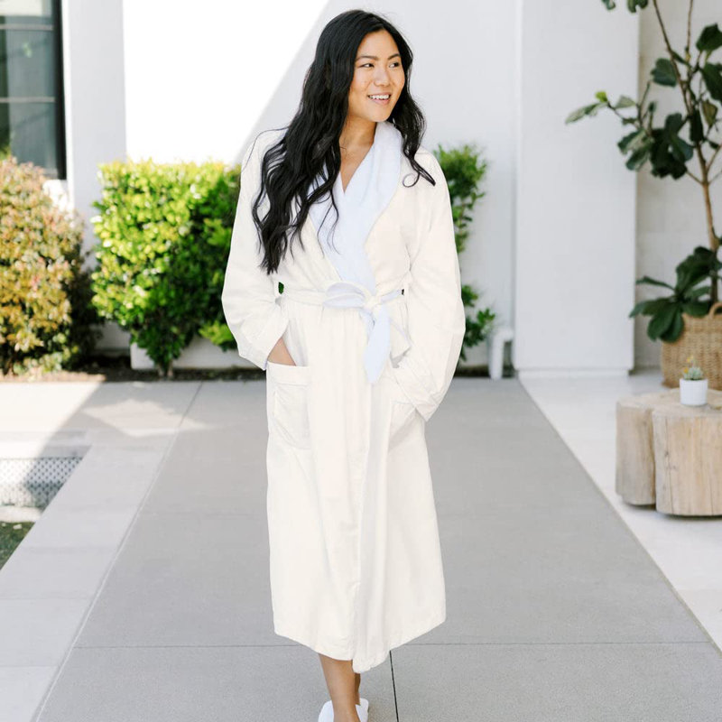 Peignoir Basics